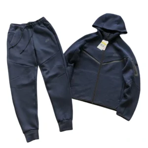 nike tech 8